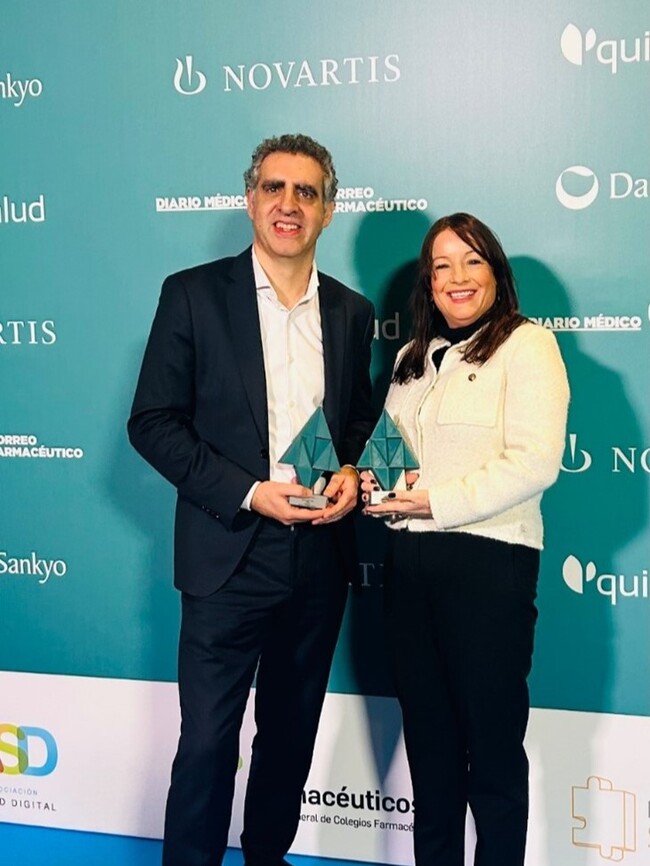 Dr. Manel Esteller Receives the E-nnova Health 2024 Award in Big Data and Artificial Intelligence for a Spatial Expression-Based Diagnosis