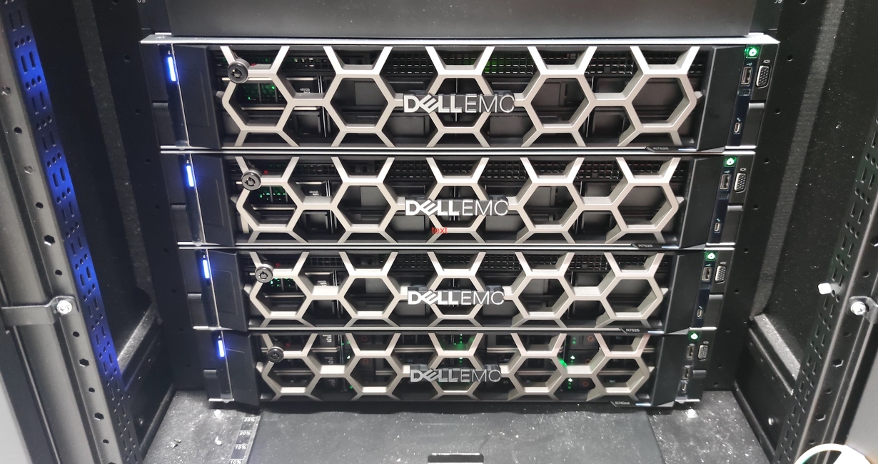 A new high-performance computing cluster to boost bioinformatics at the Josep Carreras Leukaemia Research Institute