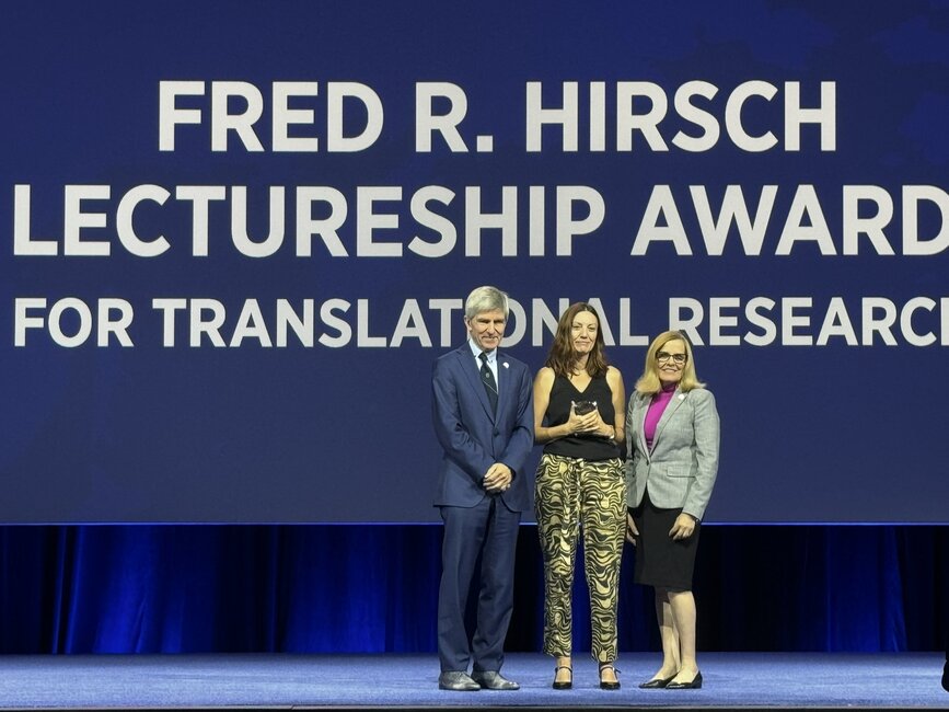 Dr. Montse Sanchez-Cespedes receives the Fred R. Hirsch Award in Translational Medicine